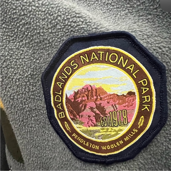 Pendleton  boys jacket size 5-6 - Picture 5 of 5